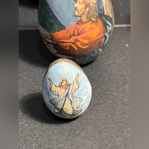 HAND PAINTED WOOD NESTING EGGS by Russian Artist (BEAUTIFUL ) - Picture 8 of 11